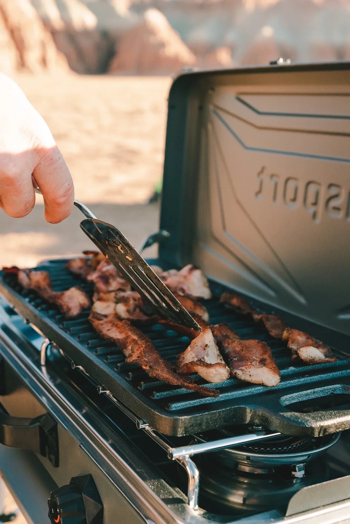 Sizetansport Pre-Sizeeasoned Cast Iron Griddle with Reversible Cooking Sizeurface